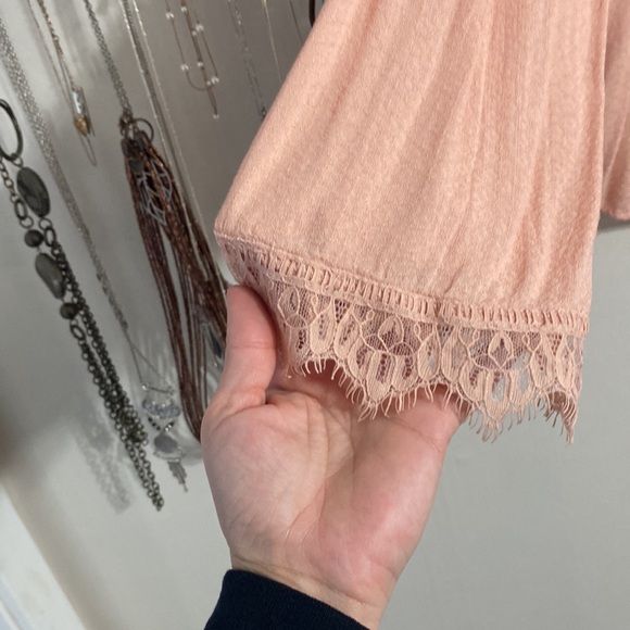 Top - Picture 2 of 3